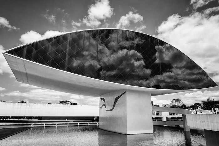 Oscar Niemeyer Post Image 2
